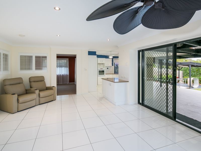 22 Daydream Street, Redland Bay QLD 4165
