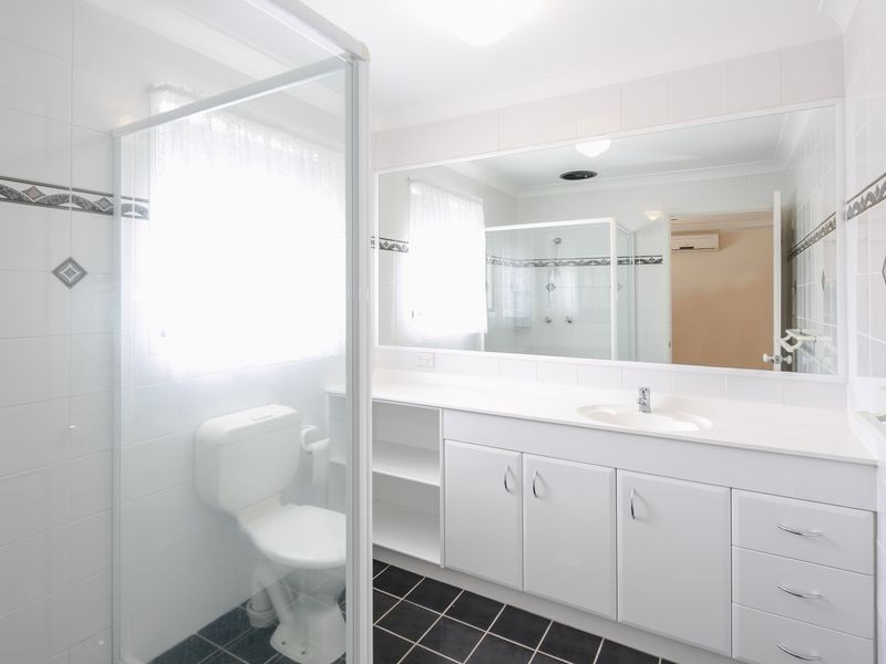 22 Daydream Street, Redland Bay QLD 4165