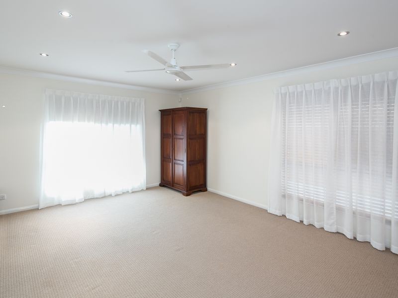 22 Daydream Street, Redland Bay QLD 4165