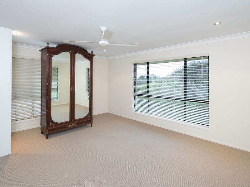 22 Daydream Street, Redland Bay QLD 4165
