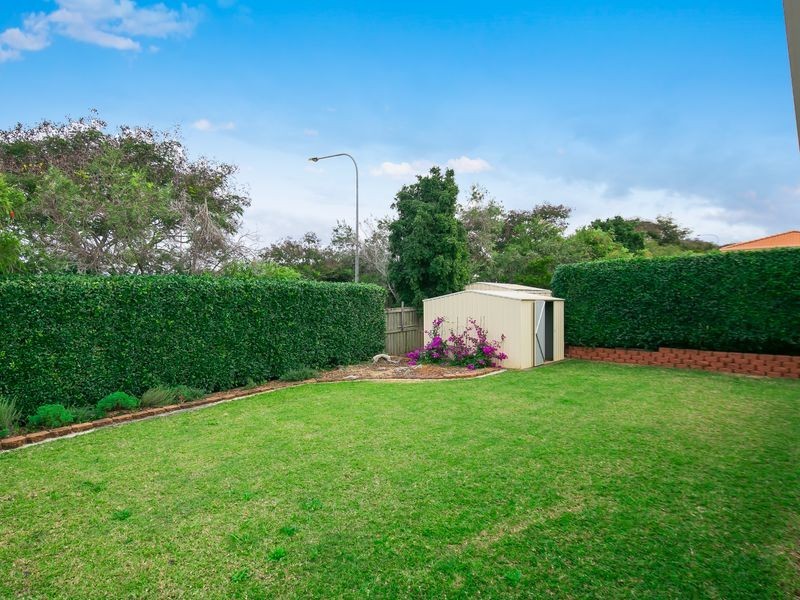 22 Daydream Street, Redland Bay QLD 4165