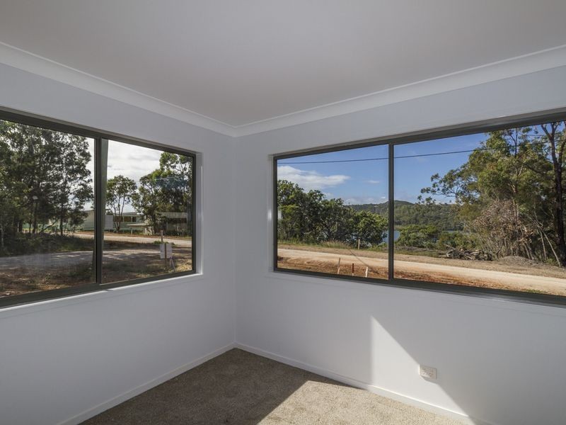 12 Leichhardt Terrace, Russell Island QLD 4184