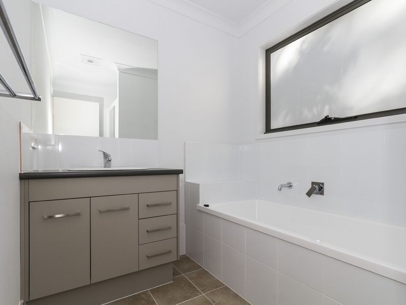 3 Leichhardt Terrace, Russell Island QLD 4184