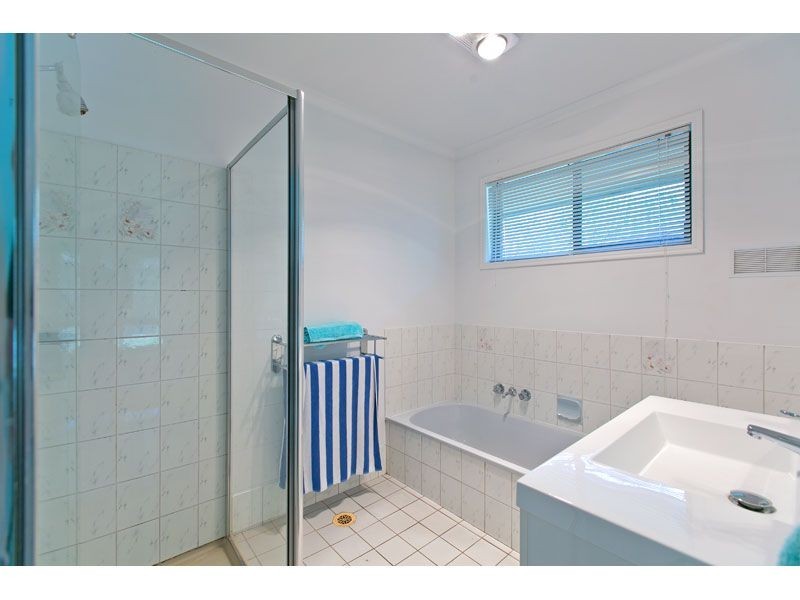 33 MURIEL STREET, Redland Bay QLD 4165