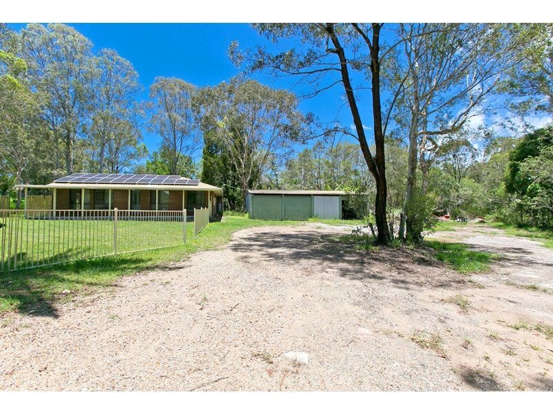 33 MURIEL STREET, Redland Bay QLD 4165