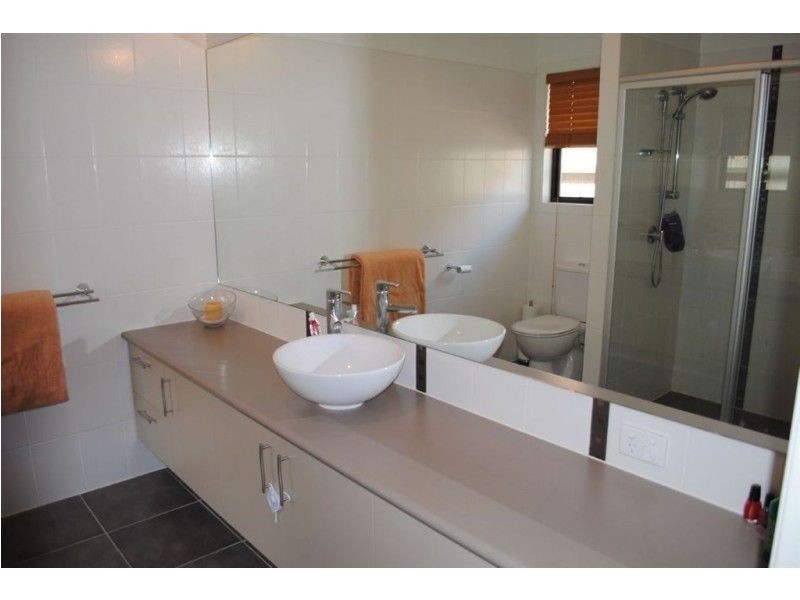 11 RIBERRY COURT, North Lakes QLD 4509