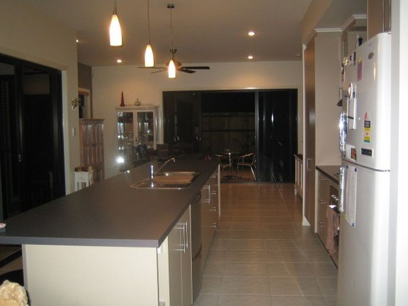 11 RIBERRY COURT, North Lakes QLD 4509