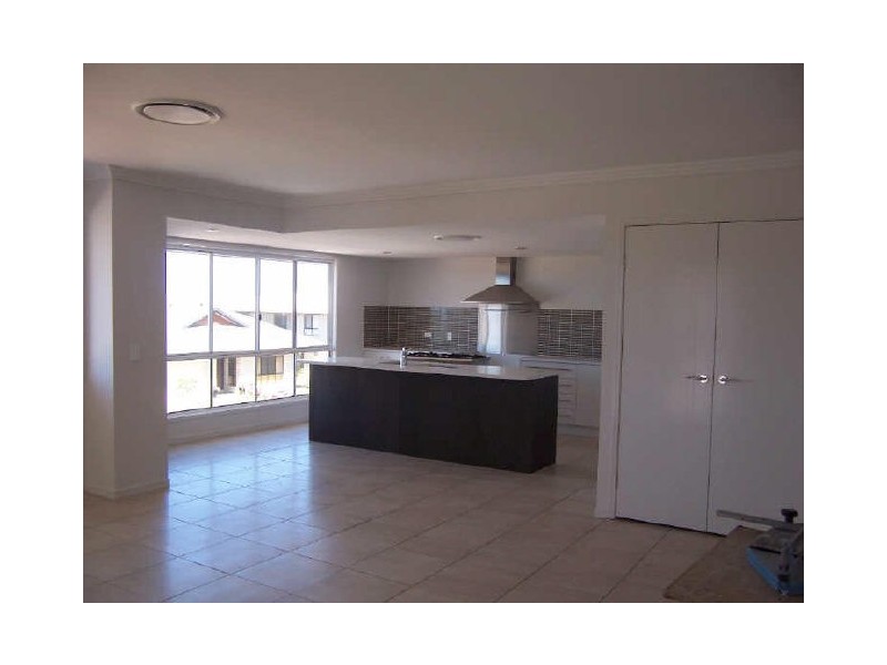 3 Hayman Street, Redland Bay QLD 4165