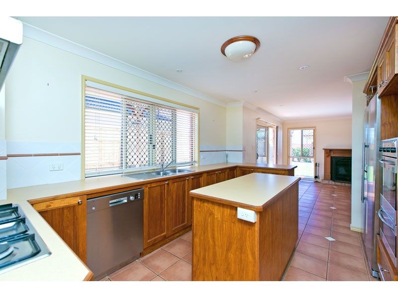 31 Hayman Street, Redland Bay QLD 4165
