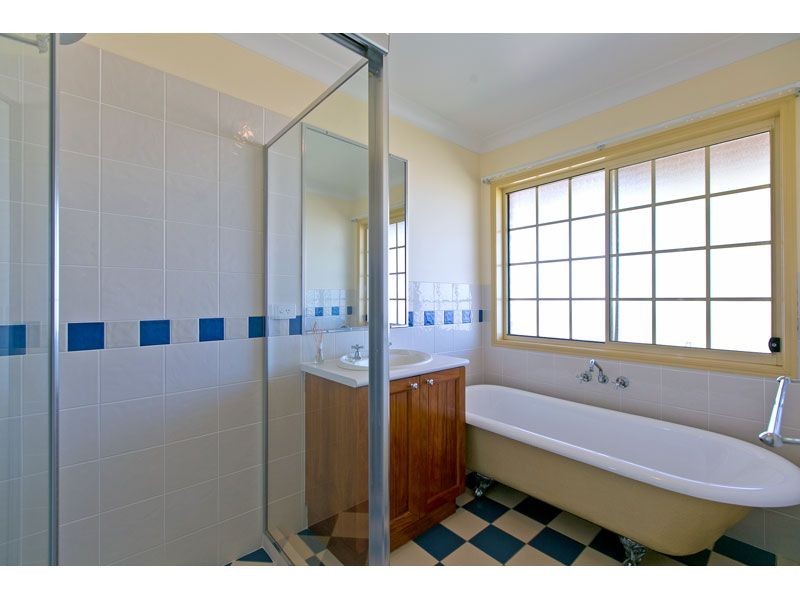 31 Hayman Street, Redland Bay QLD 4165