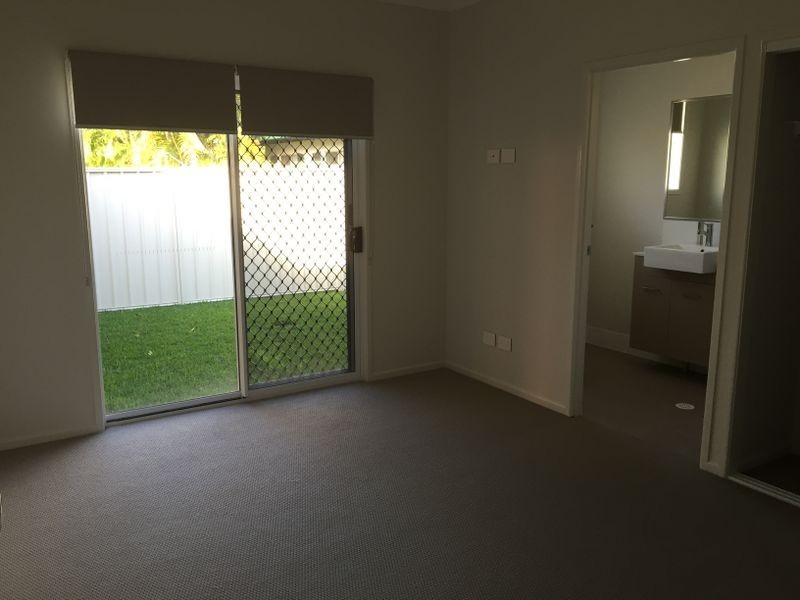 28 Marine Street, Redland Bay QLD 4165