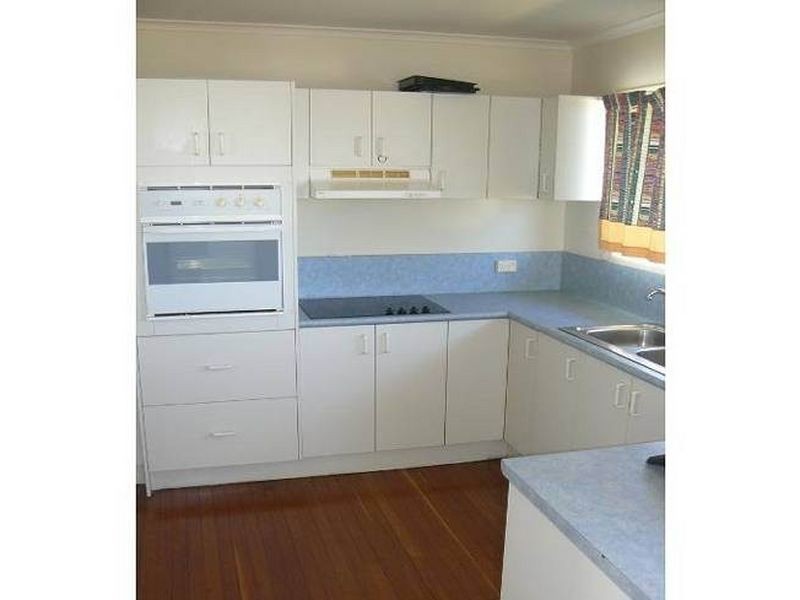281 Bloomfield Street, Cleveland QLD 4163