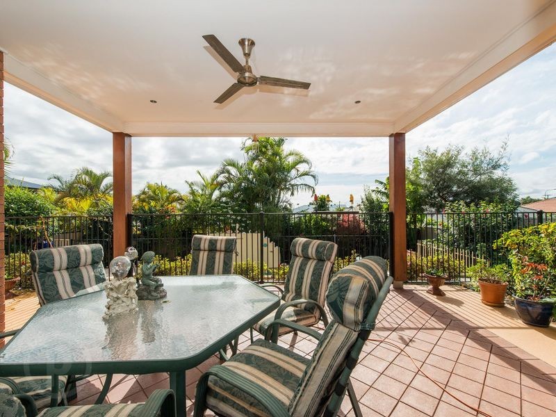 6 Huntly Place, Redland Bay QLD 4165