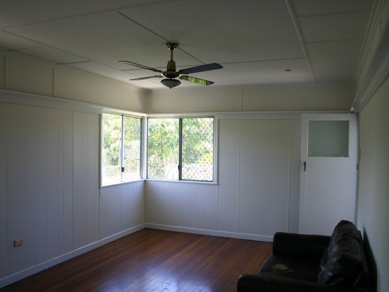 186 Main Street, Redland Bay QLD 4165