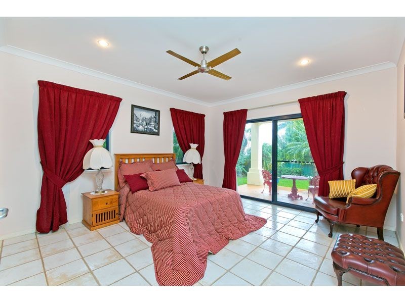 16 Moreton View Parade, Redland Bay QLD 4165