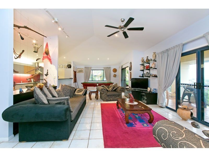 16 Moreton View Parade, Redland Bay QLD 4165