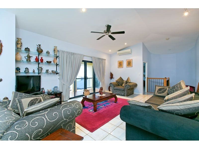 16 Moreton View Parade, Redland Bay QLD 4165