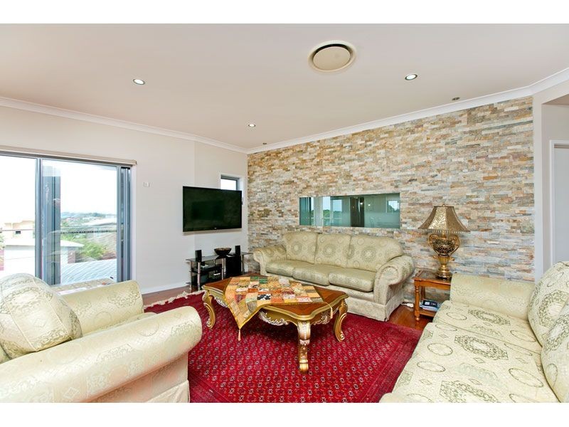 7 Fleay Street, Redland Bay QLD 4165