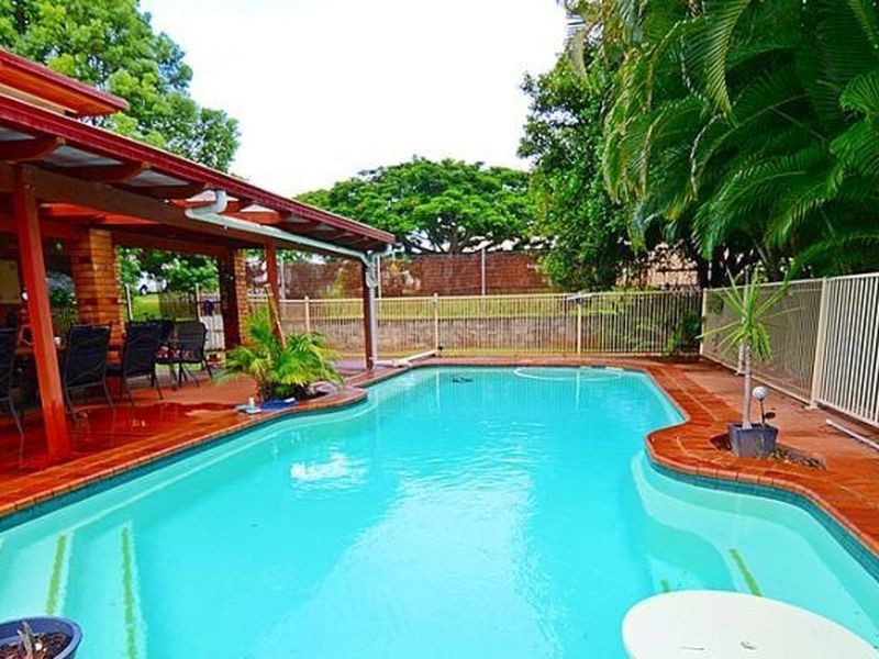 145 Cane Street, Redland Bay QLD 4165