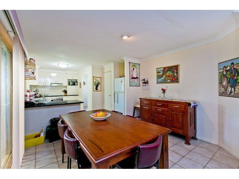 34 St Clair Crescent, Wishart QLD 4122