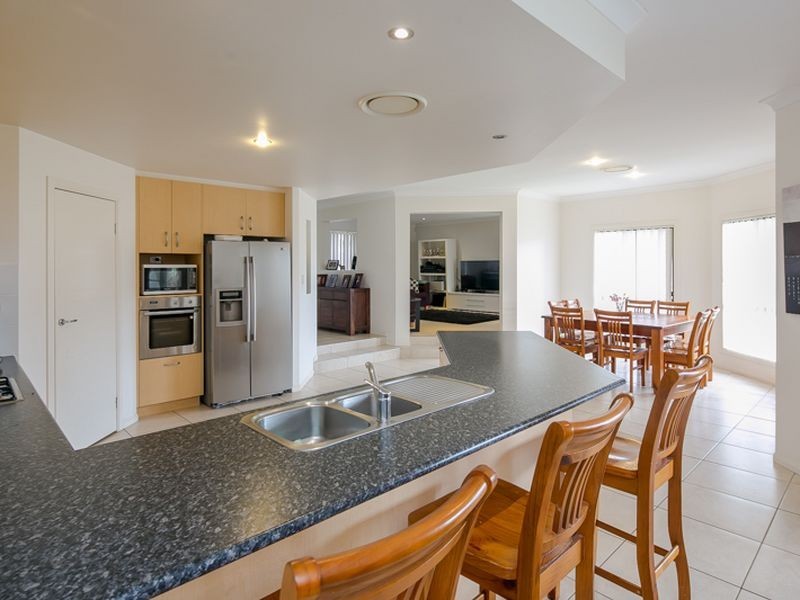 53 Denham Boulevard, Redland Bay QLD 4165