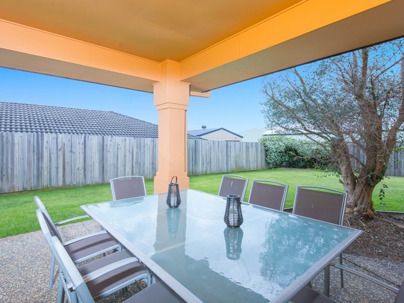 53 Denham Boulevard, Redland Bay QLD 4165