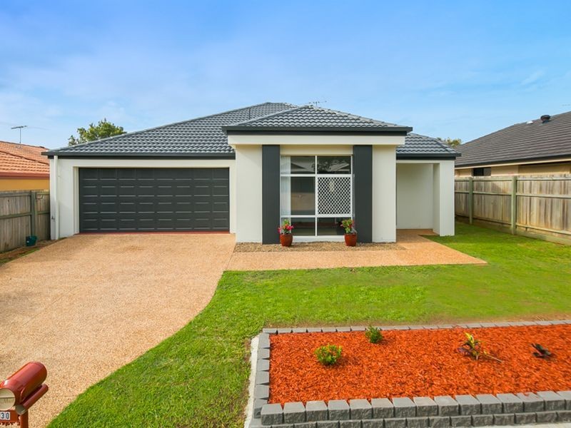 30 Spinnaker Circuit, Redland Bay QLD 4165