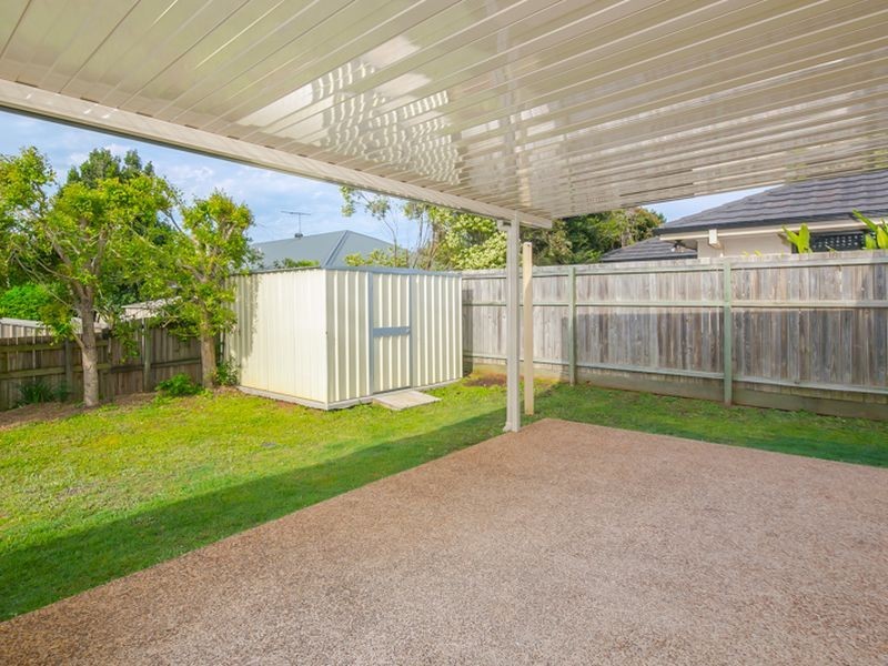 30 Spinnaker Circuit, Redland Bay QLD 4165