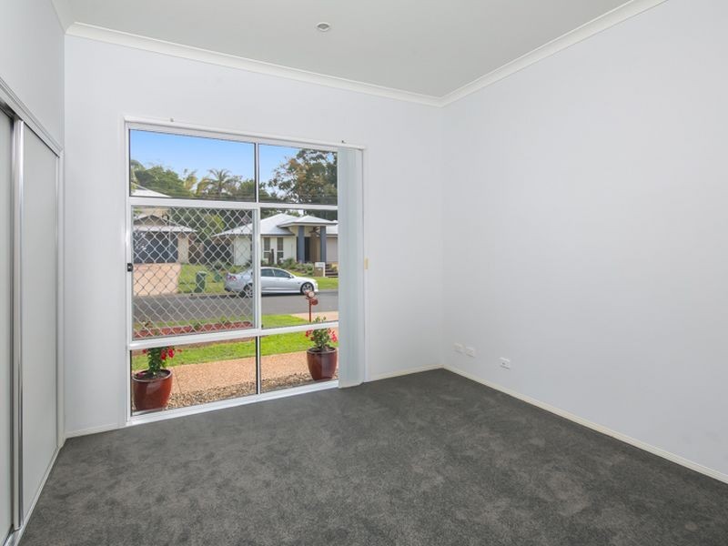 30 Spinnaker Circuit, Redland Bay QLD 4165