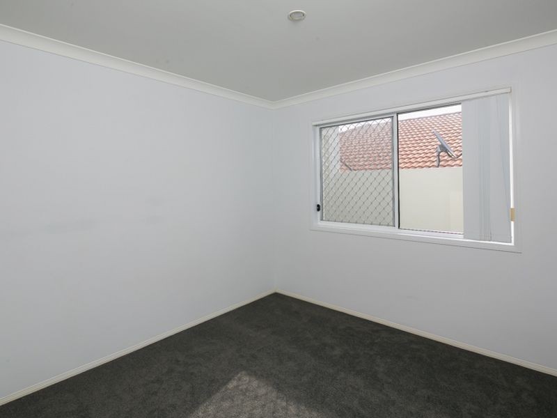 30 Spinnaker Circuit, Redland Bay QLD 4165