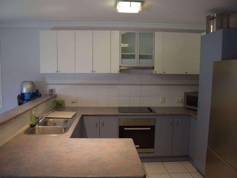 6 Oakwood Court, Hemmant QLD 4174