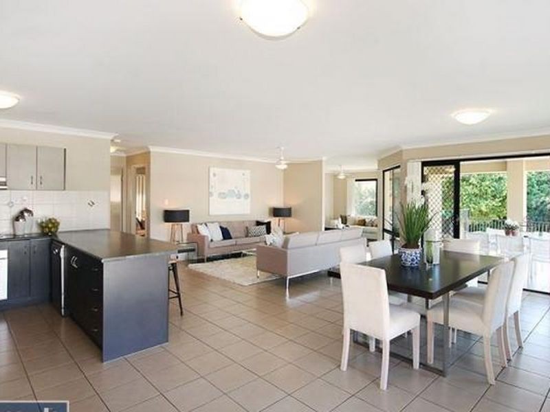 28 Habitat Drive, Redland Bay QLD 4165