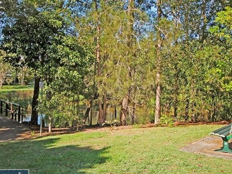 28 Habitat Drive, Redland Bay QLD 4165