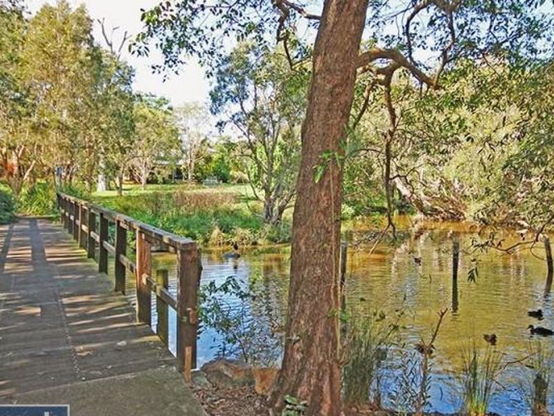 28 Habitat Drive, Redland Bay QLD 4165