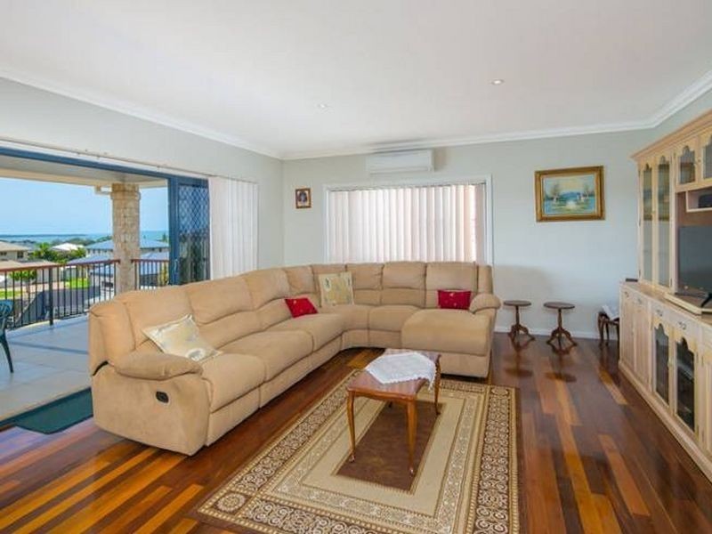 17 Bedarra Street, Redland Bay QLD 4165