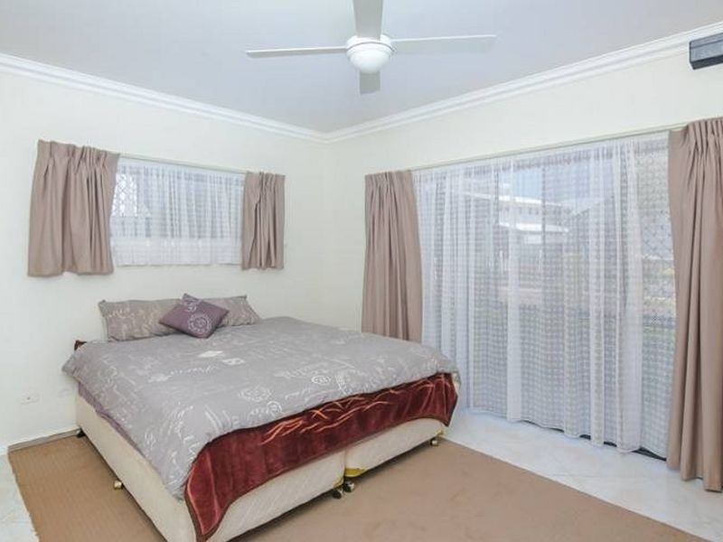 17 Bedarra Street, Redland Bay QLD 4165