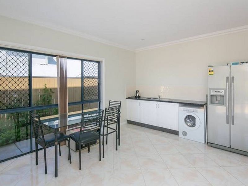 17 Bedarra Street, Redland Bay QLD 4165