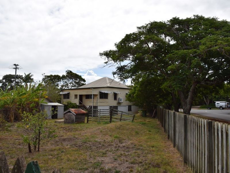 10 Stradbroke Street, Redland Bay QLD 4165