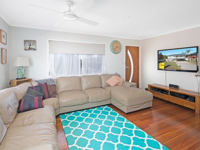 213 James Street, Redland Bay QLD 4165