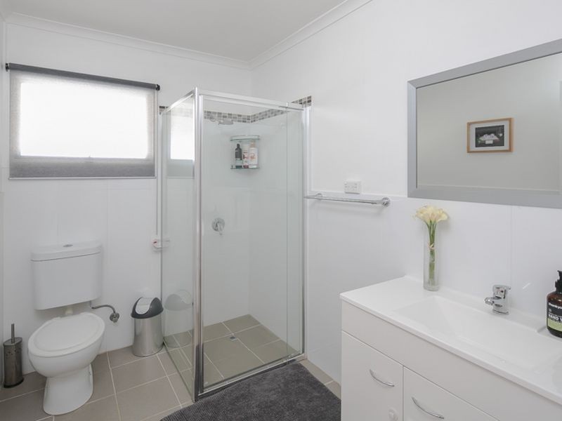 213 James Street, Redland Bay QLD 4165