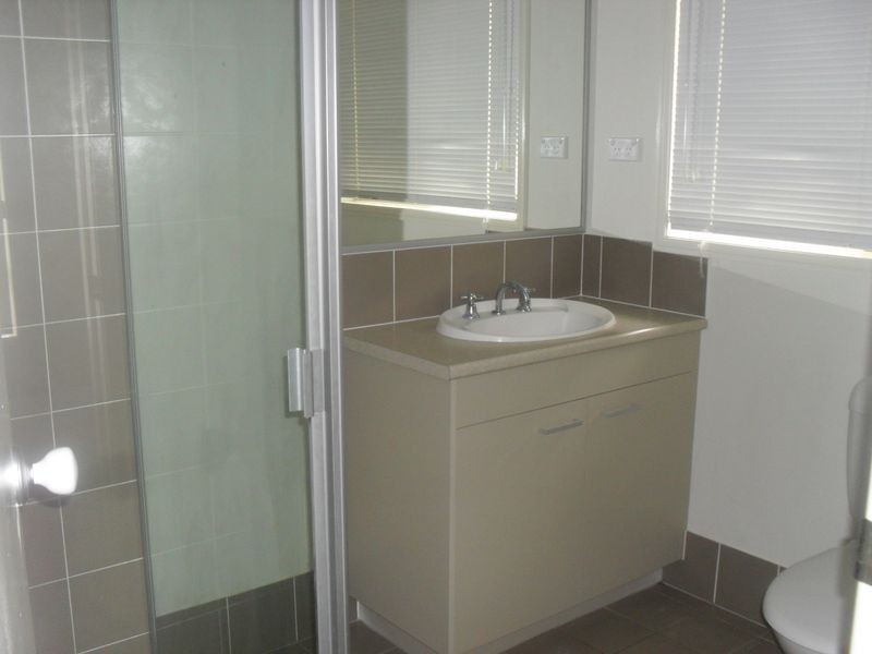 16 LIME STREET, Redland Bay QLD 4165