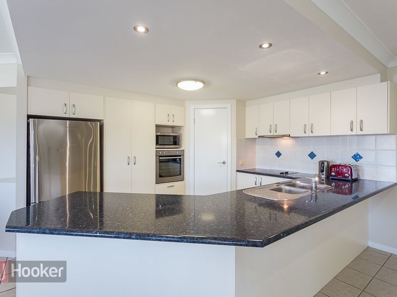 8 Brendan Way, Victoria Point QLD 4165