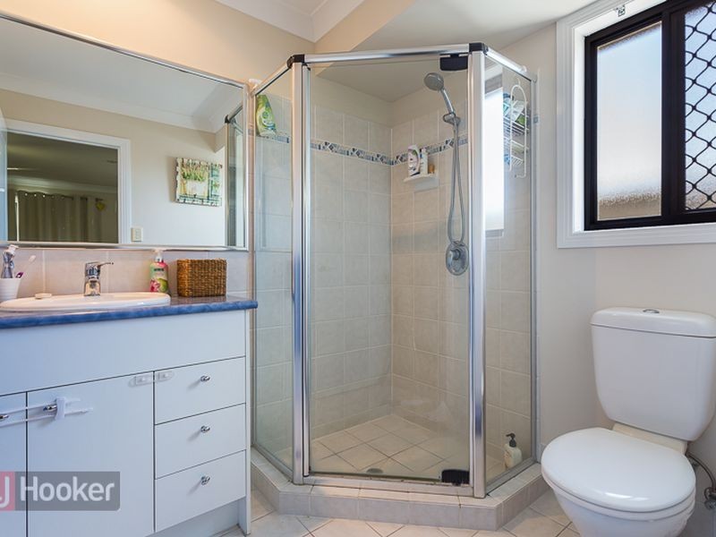 8 Brendan Way, Victoria Point QLD 4165