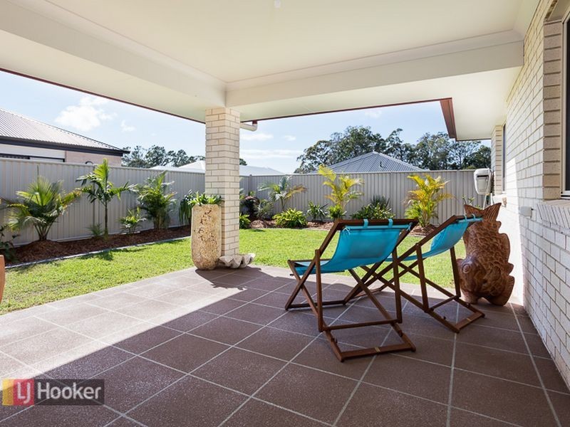 21 Willis Close, Redland Bay QLD 4165