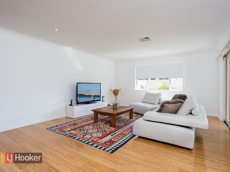21 Willis Close, Redland Bay QLD 4165