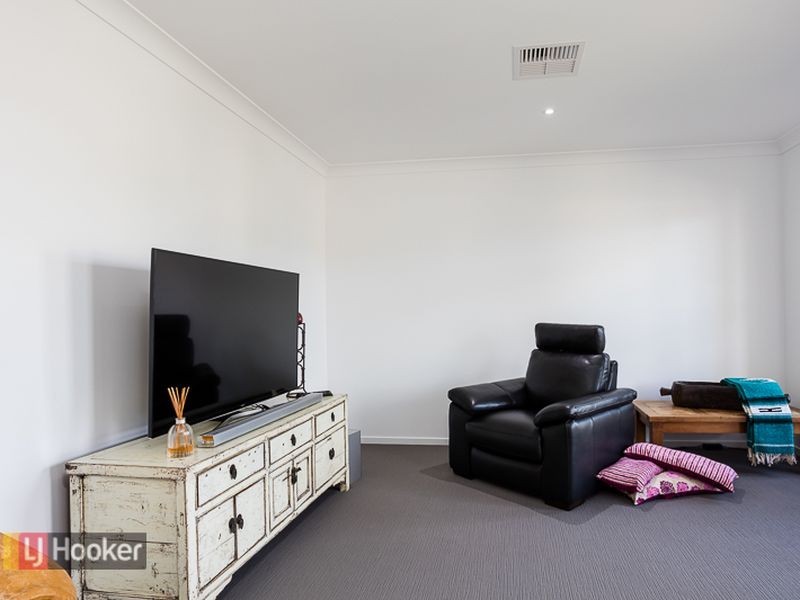21 Willis Close, Redland Bay QLD 4165