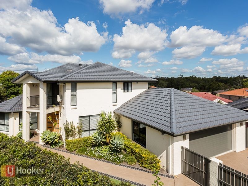 8 Epsom Court, Carindale QLD 4152