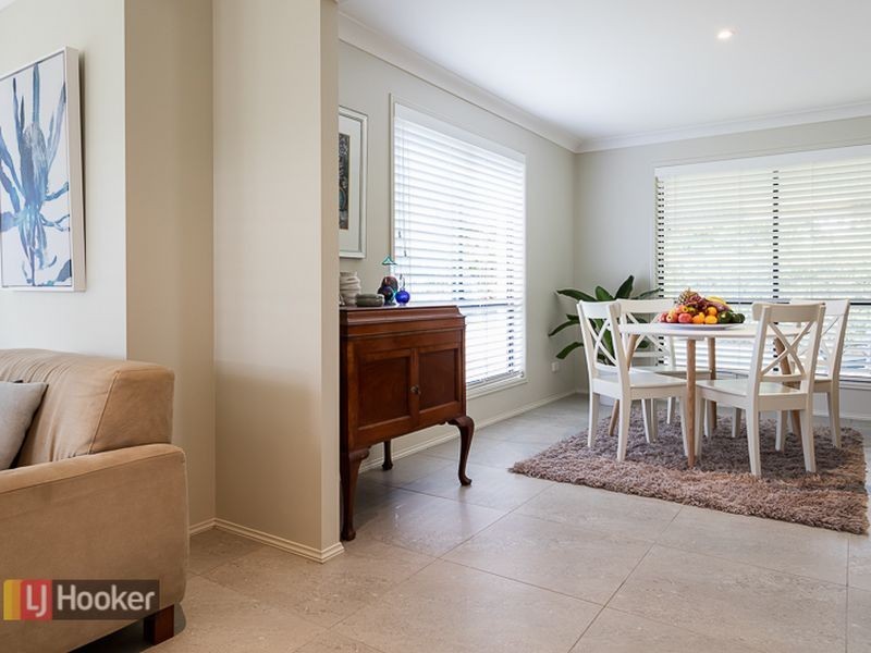 8 Epsom Court, Carindale QLD 4152