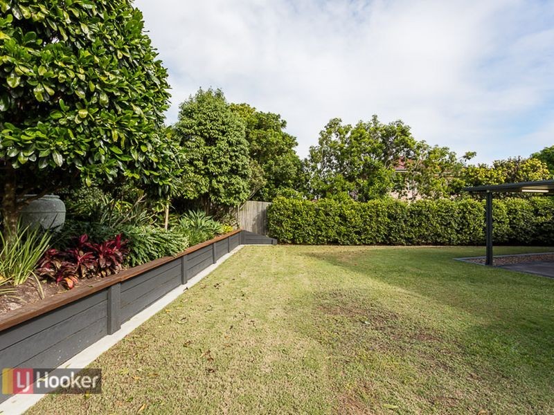 8 Epsom Court, Carindale QLD 4152