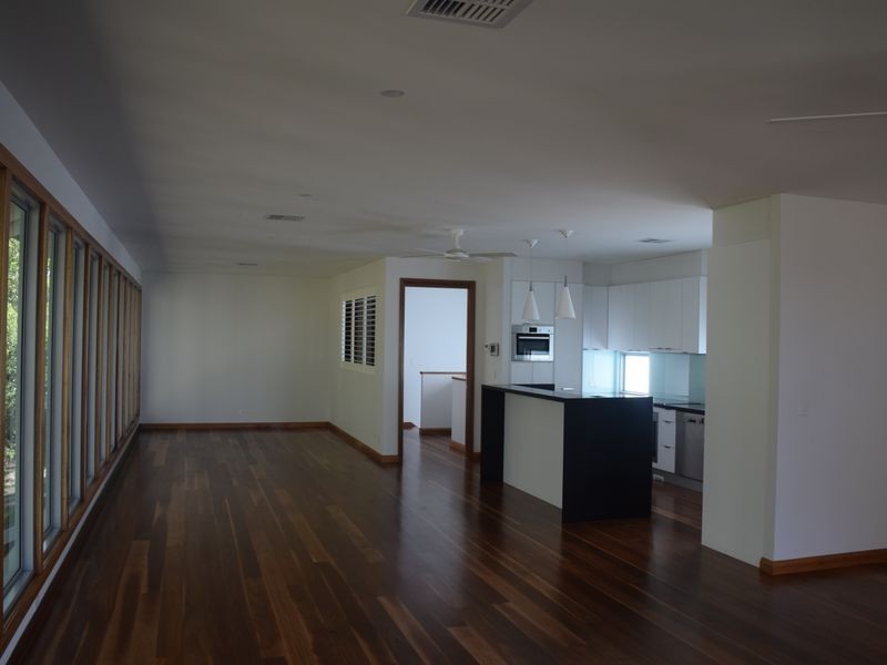 115 TORQUAY ROAD, Redland Bay QLD 4165